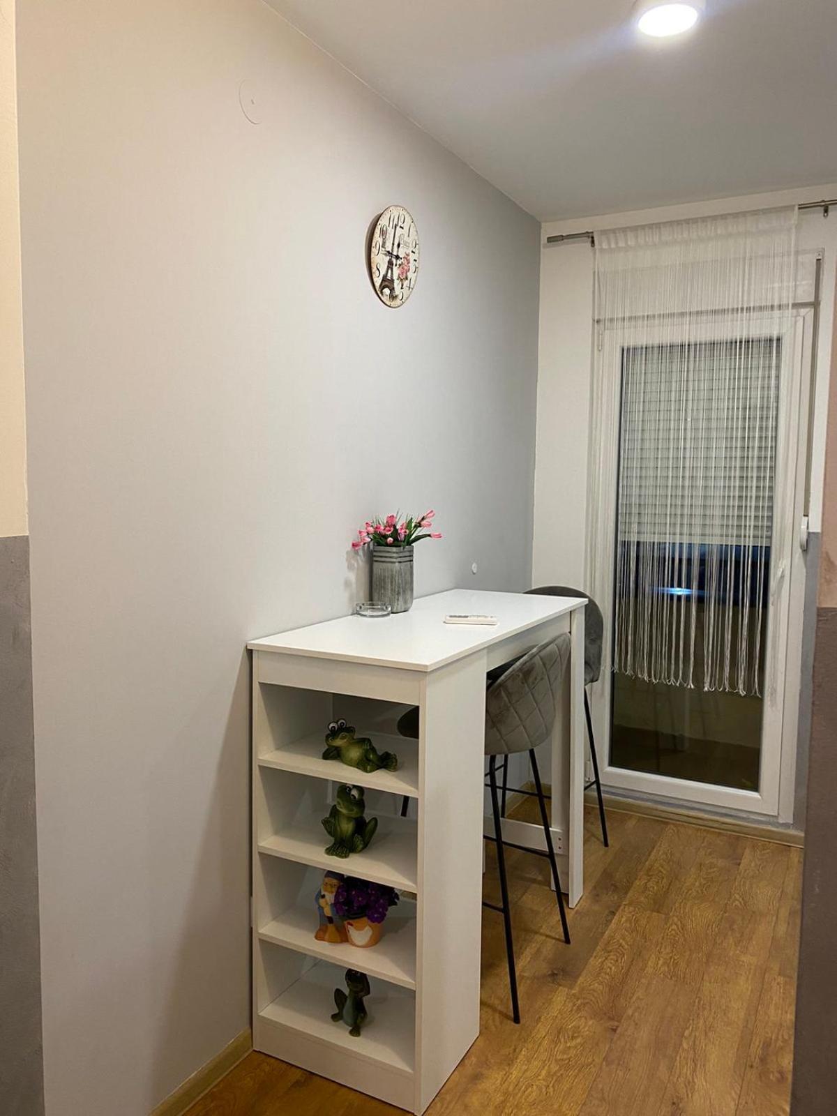 Apartman Sara 2 Белград Екстериор снимка